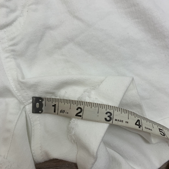 Vineyard Vines White Denim Shorts Size 2 - Picture 8 of 8